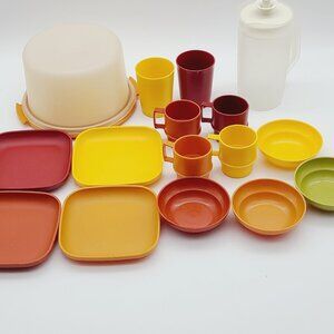 Vintage Tupperware Kids Mini Serve It Plates Cups Cake Server Tuppertoys